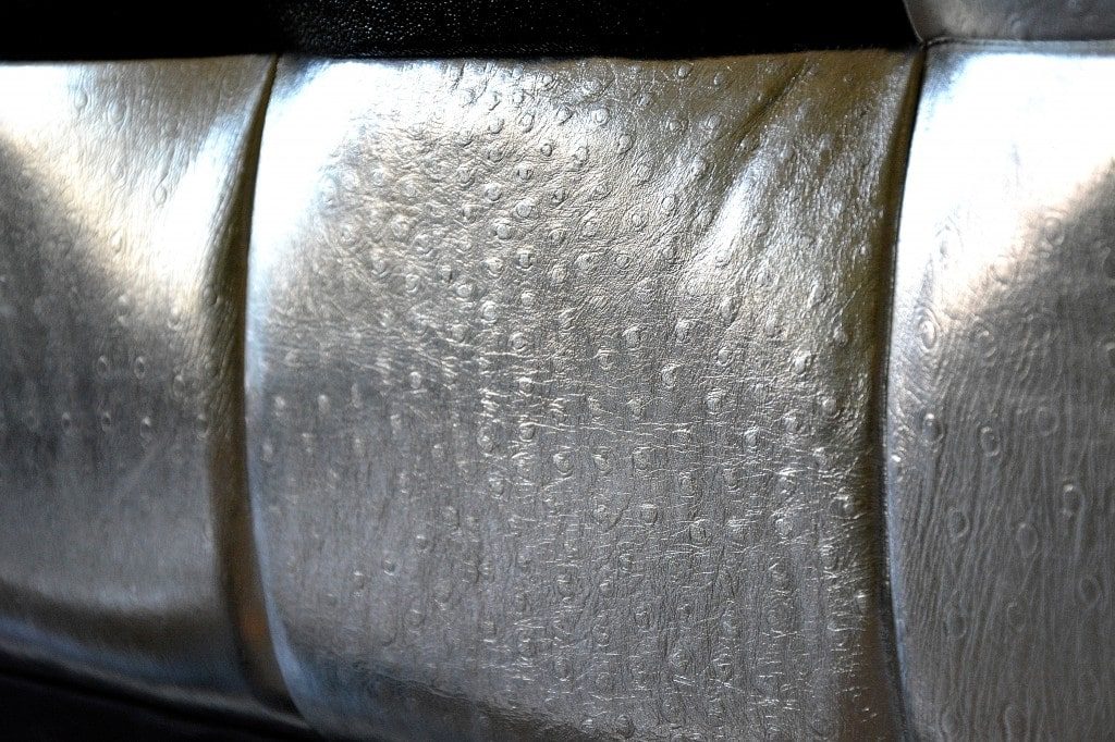 tablie de pat 180 realizata din pal hidrofugat tapitata in piele de bovina naturala si piele imitatie strut piele pisica de mare-min